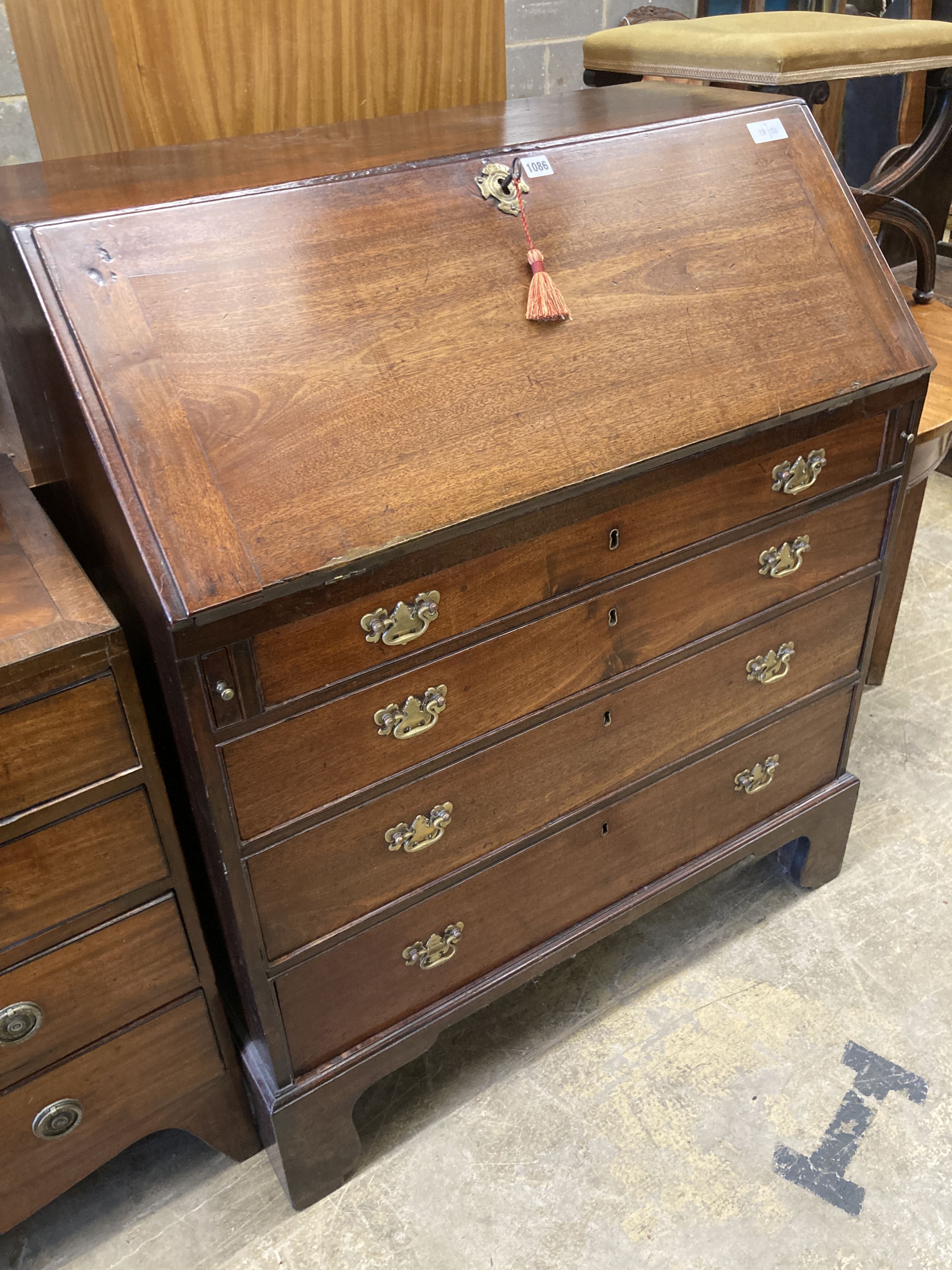 A George III mahogany bureau, width 91cm, depth 51cm, height 108cm